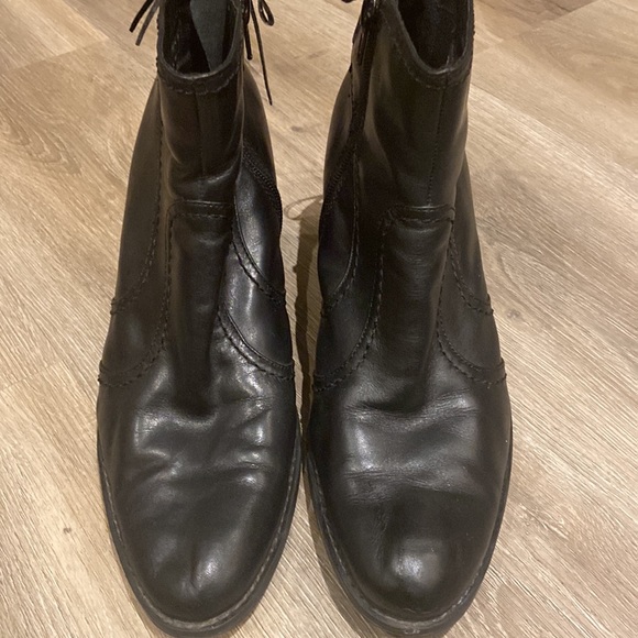 Tamaris black ankle boots - Picture 5 of 11